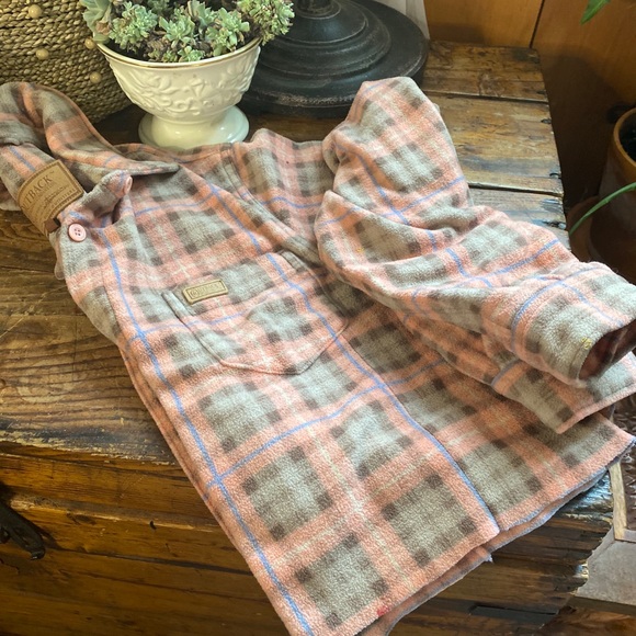 Cropped pink plaid outpost fleece button up - Picture 2 of 3